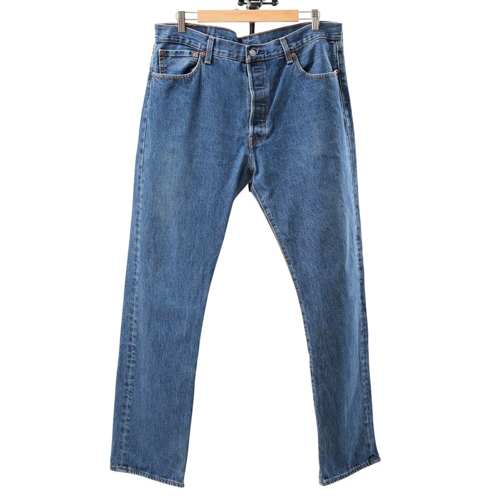 Levi's 501 Jeans Mens 36 x 32 Blue Button Fly Straight Leg Original Fit Denim